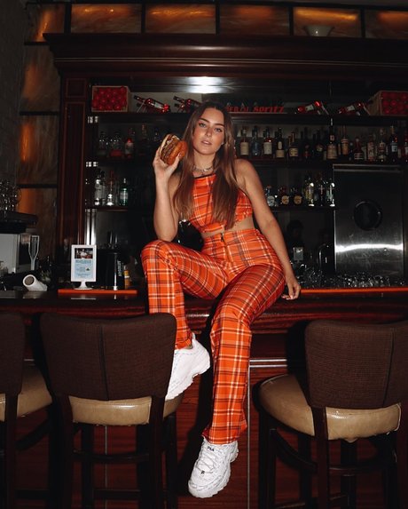 Effy Palarya photo 464