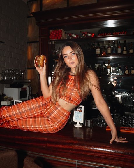 Effy Palarya photo 466