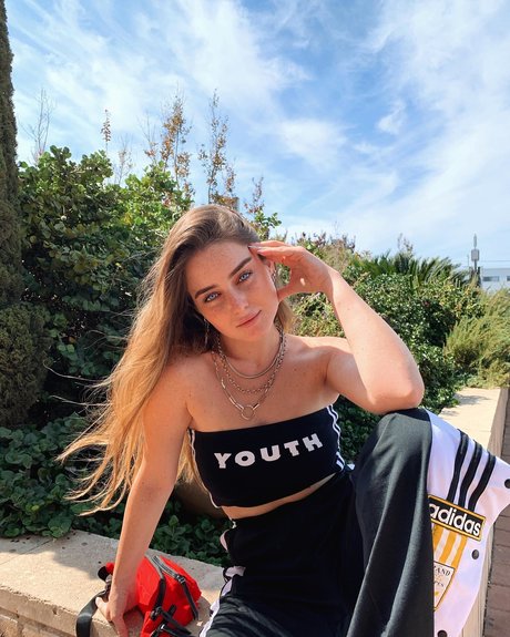 Effy Palarya photo 469