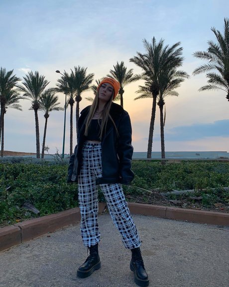 Effy Palarya photo 482