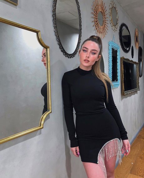 Effy Palarya photo 488