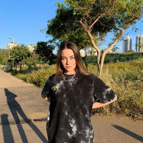 Effy Palarya photo 497