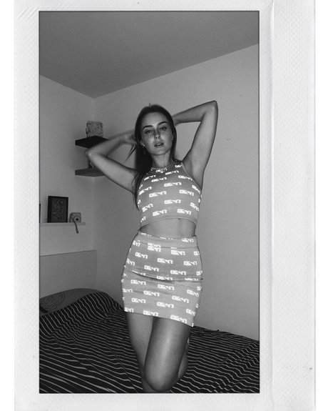 Effy Palarya photo 503