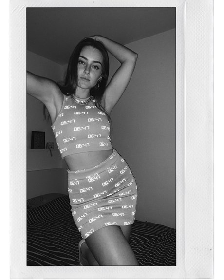 Effy Palarya photo 504