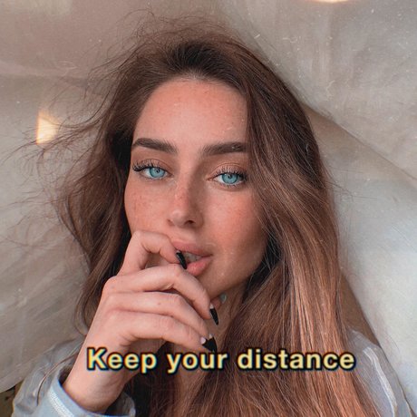 Effy Palarya photo 512