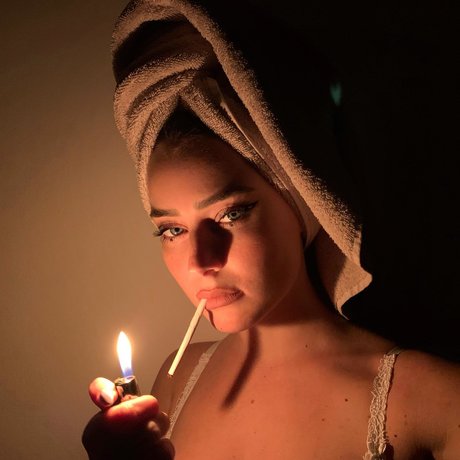 Effy Palarya photo 557