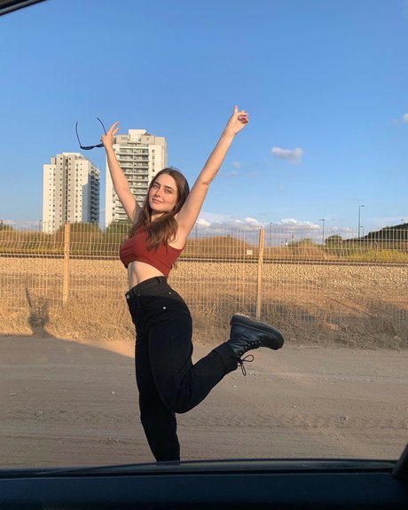 Effy Palarya photo 558