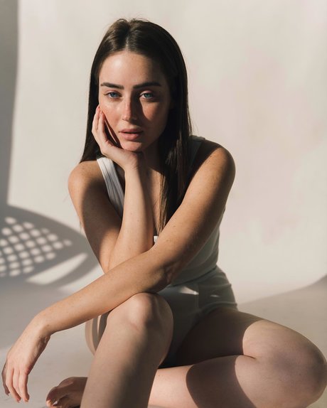 Effy Palarya photo 569