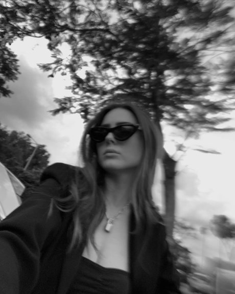 Effy Palarya photo 572