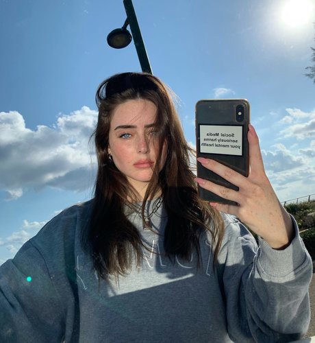 Effy Palarya photo 577