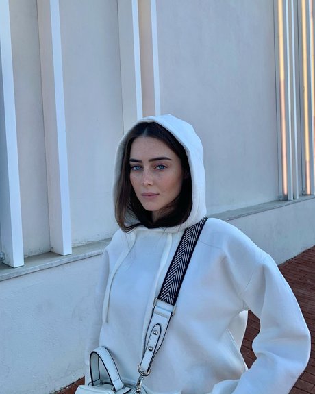 Effy Palarya photo 580