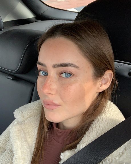 Effy Palarya photo 582