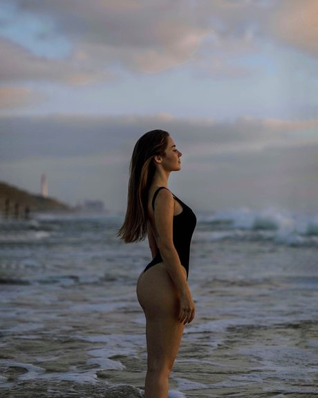 Effy Palarya photo 594