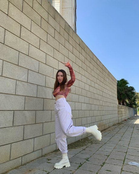 Effy Palarya photo 622