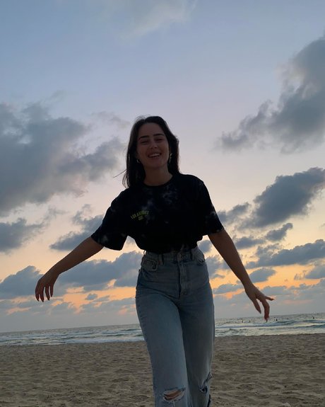 Effy Palarya photo 627