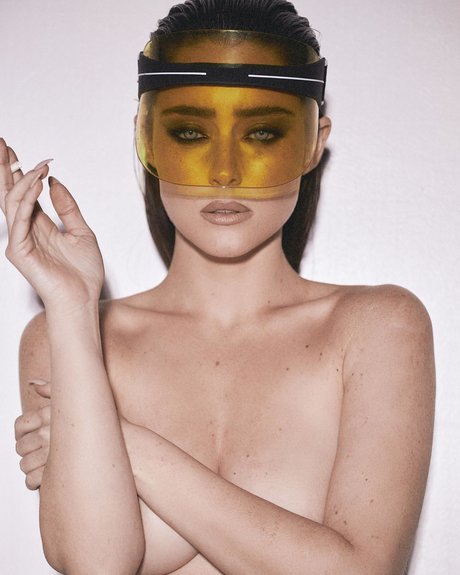 Effy Palarya photo 629