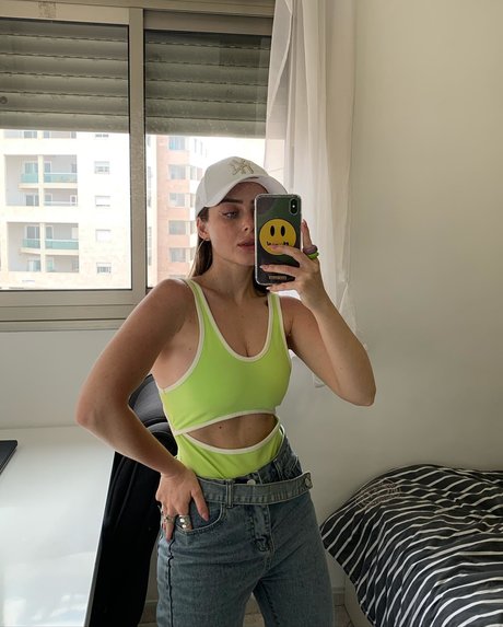 Effy Palarya photo 637