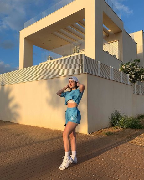 Effy Palarya photo 644