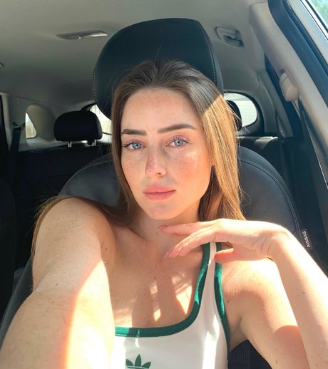 Effy Palarya photo 648