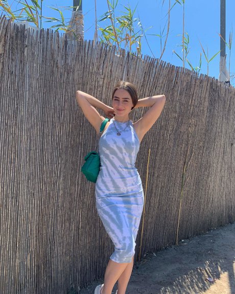 Effy Palarya photo 679