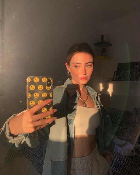 Effy Palarya photo 719