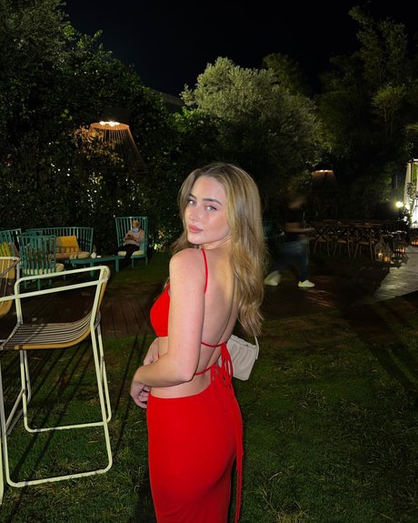 Effy Palarya photo 721