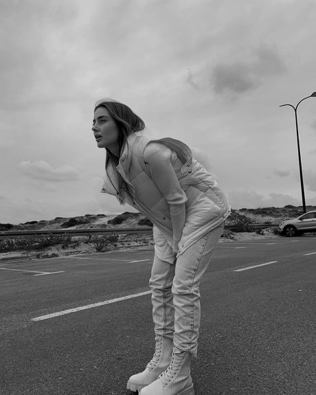 Effy Palarya photo 766