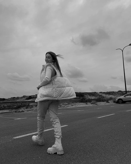 Effy Palarya photo 769