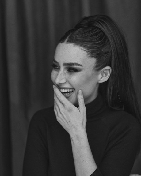 Effy Palarya photo 782