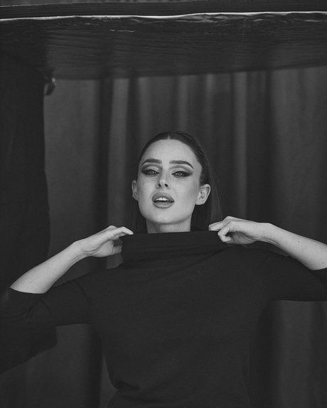 Effy Palarya photo 788