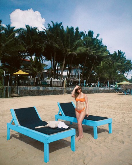 Effy Palarya photo 797