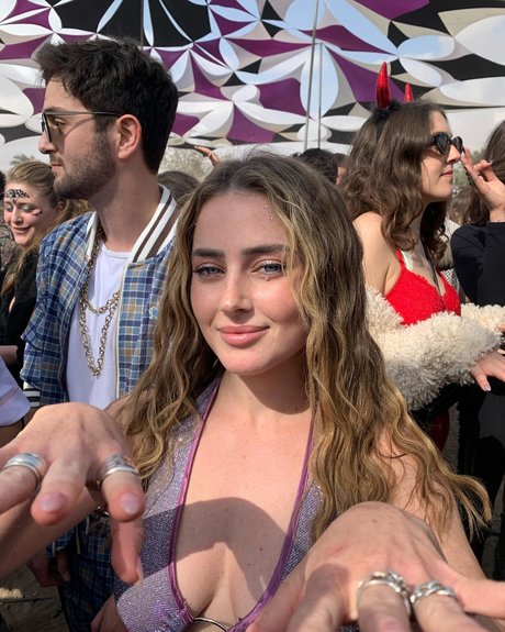 Effy Palarya photo 826