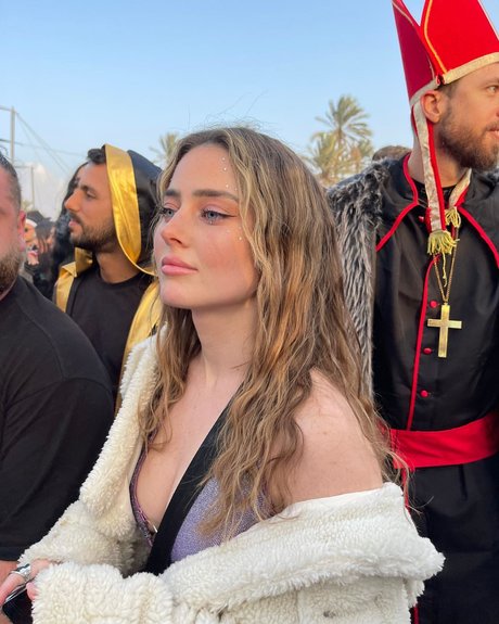 Effy Palarya photo 832