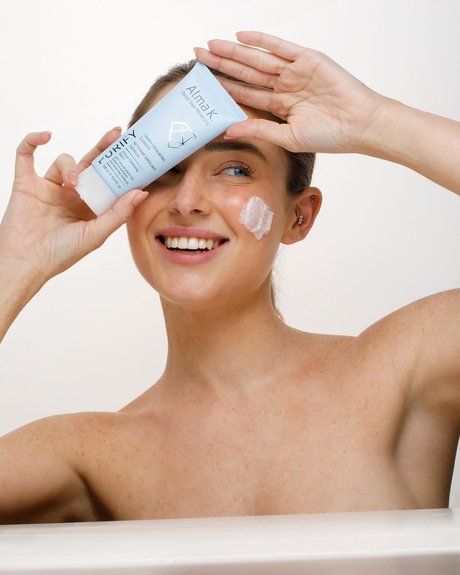 Effy Palarya photo 870