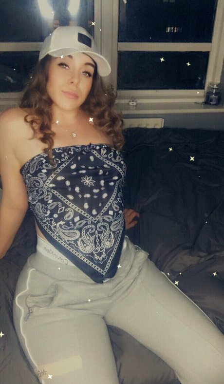 Eighteenandlegal photo 31