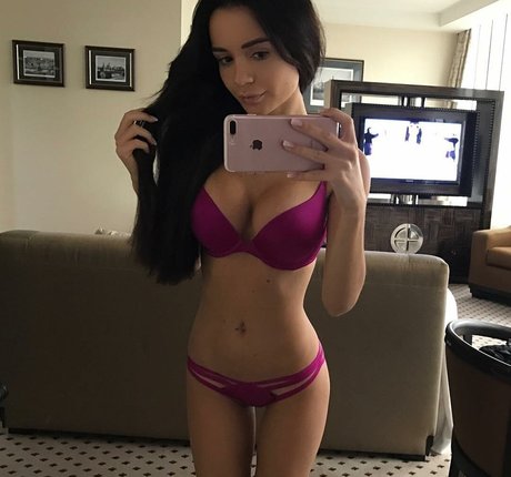 Ekaterina Zueva photo 702