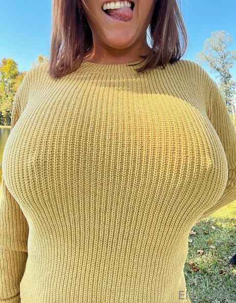 Elaysmithfree photo 56