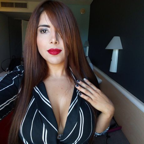 Elda De La Torre photo 11
