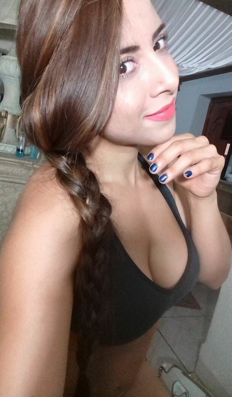 Elda De La Torre photo 39