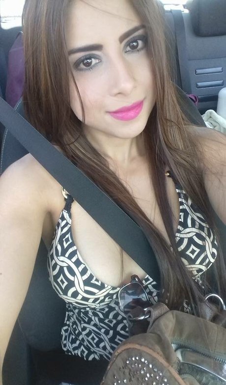 Elda De La Torre photo 42