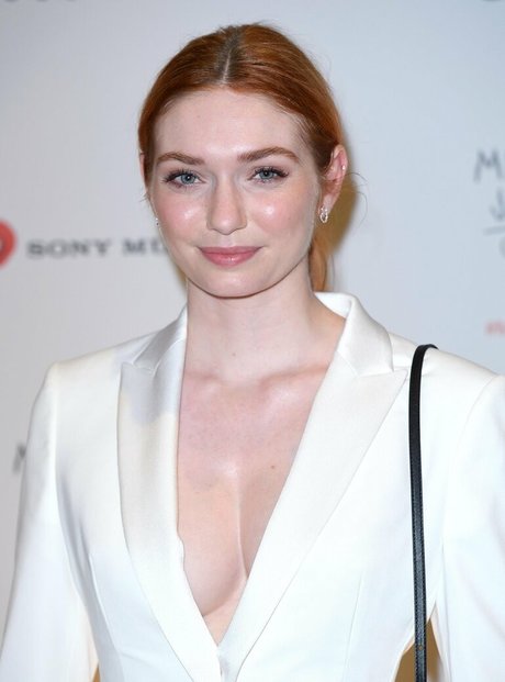 Eleanor Tomlinson photo 4