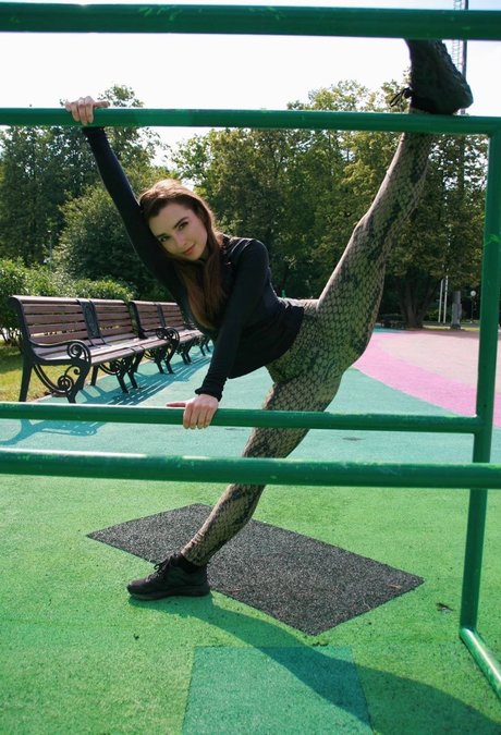 Elena Deligioz photo 30