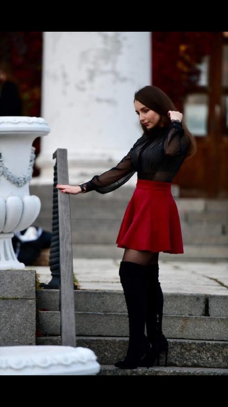 Elena Deligioz photo 125