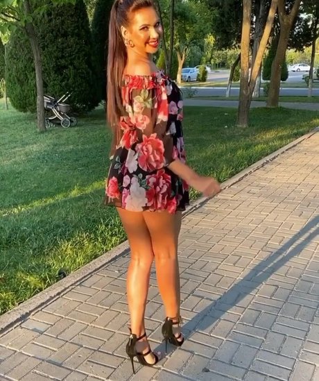 Elena Ibraginova photo 85