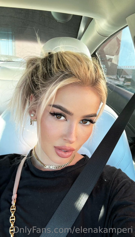 Elena Kamperi photo 88