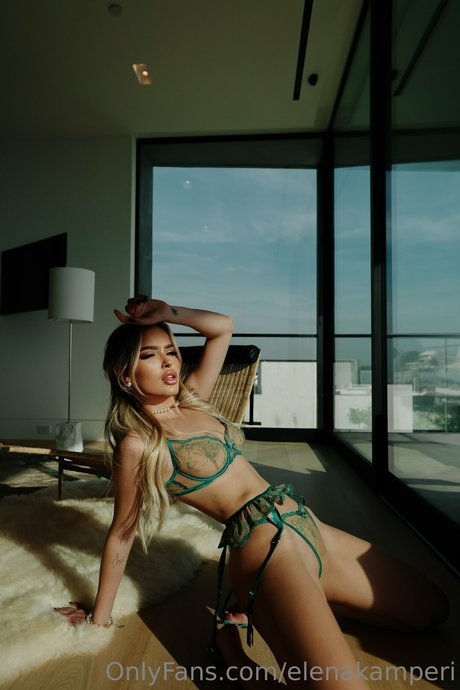 Elena Kamperi photo 273