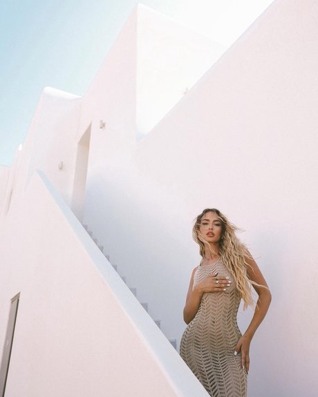 Elena Kamperi photo 302