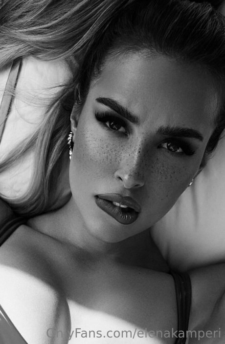 Elena Kamperi photo 394