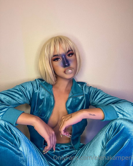 Elena Kamperi photo 400