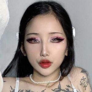 Profile photo of elfgirl